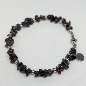 Garnet Artisan Bracelet D064